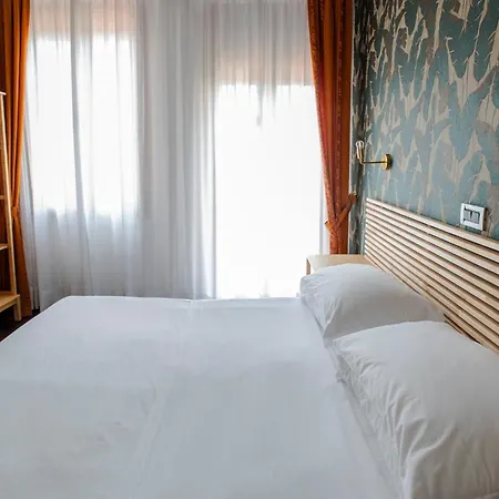 Szálloda Rivamare 3*