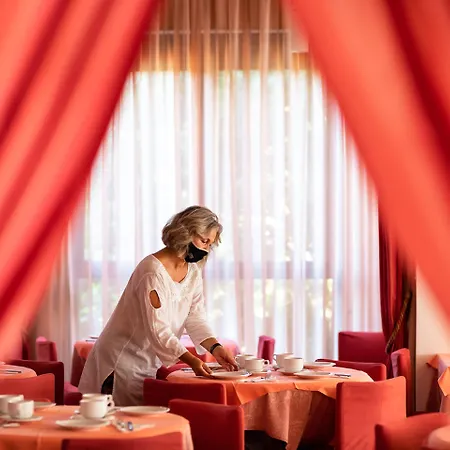 Rivamare Hotel