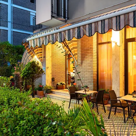 Rivamare Hotel