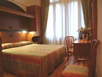 Hotel Rivamare 3*