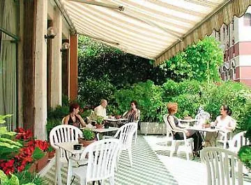 Hotel Rivamare 3*